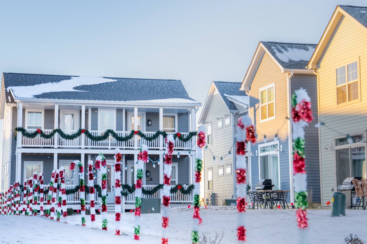 Celebrate the Holidays in Starved Rock Country: Make Harbor Inn Your Home BaseÂ