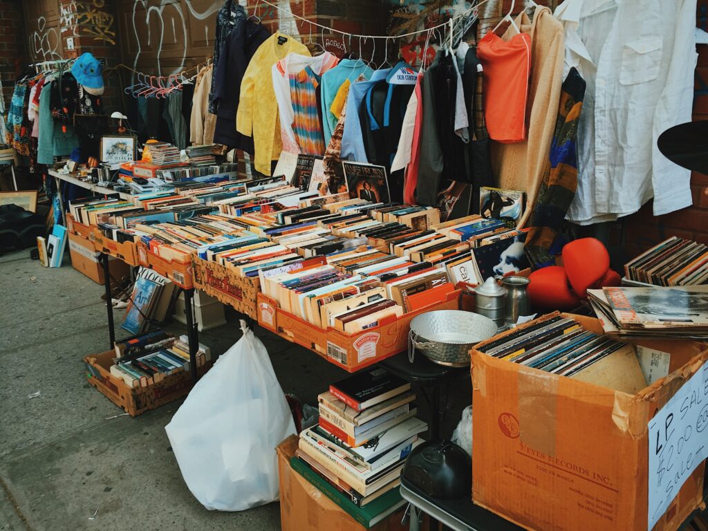 Flea Market for Vintage Finds