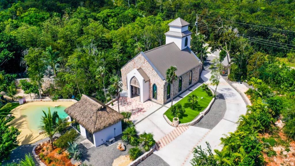 The Mastic Chapel Cottages in Grand Cayman