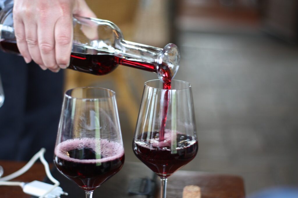 wine, red, healthy-3663710.jpg