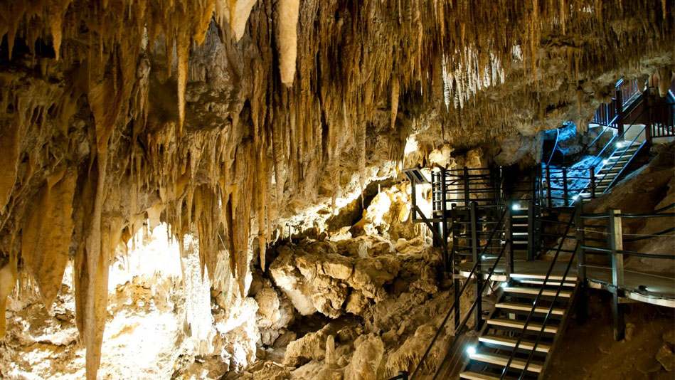Ngilgi Cave