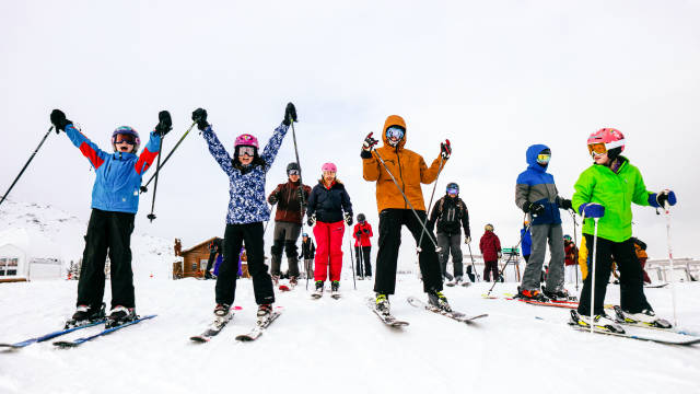Ski/Snowboard Equipment Rentals without Helmet