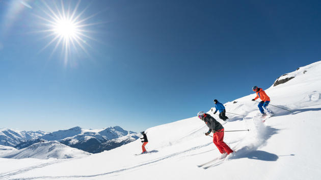 Ski/Snowboard Equipment Rentals with Helmet