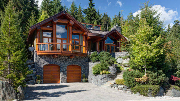 Chalet rentals for travelers or tourists
