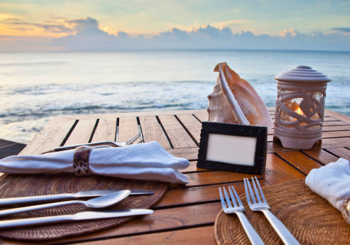 ocean side dinner