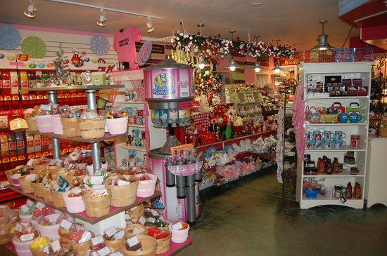 Bruce's Candy Kitchen