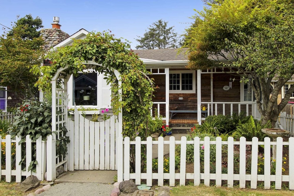 beachcomber cottage in cannon beach