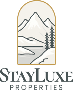 StayLuxe-Properties logo