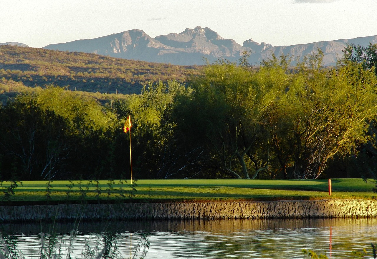 golf green, nature, arizona, mountains-3764001.jpg