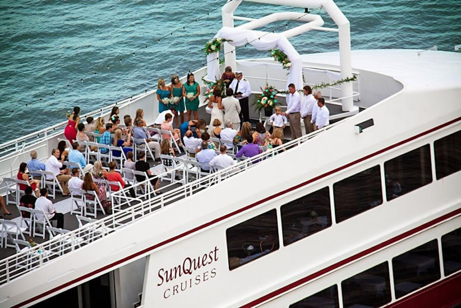 Wedding in a cruise in Florida