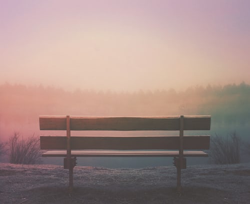 image of outdoor bench 