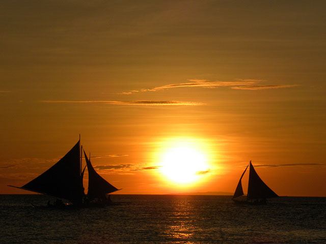 sunset sail in Maui