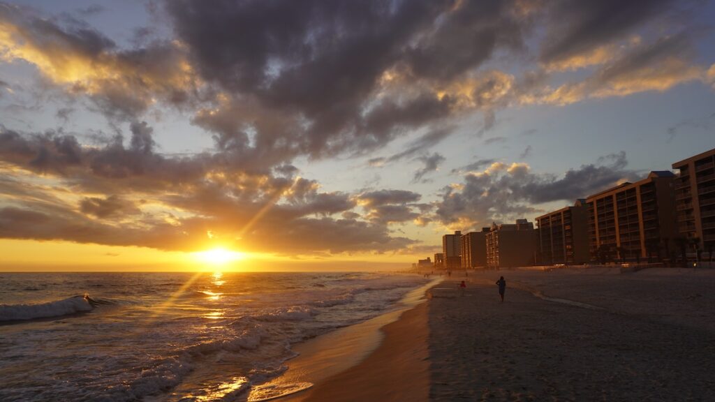 Sunset in the Beach at the Gulf Shores AL 