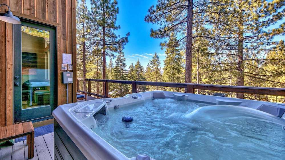PeakView Tahoe - Modern Cabin Retreat in Lake Tahoe