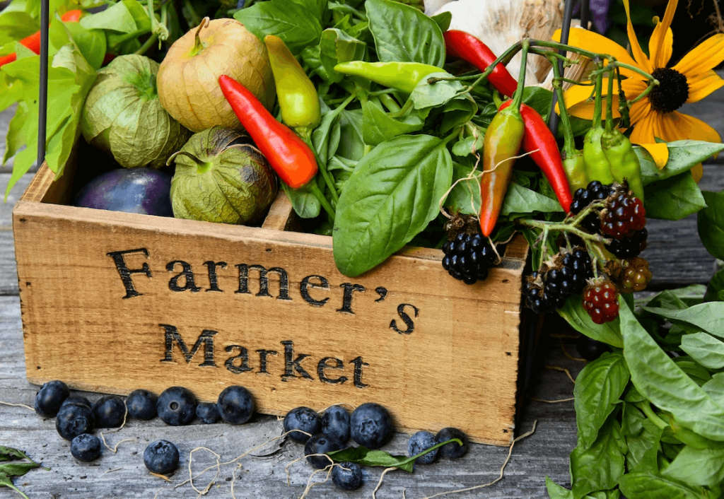 farmer's market for shopping