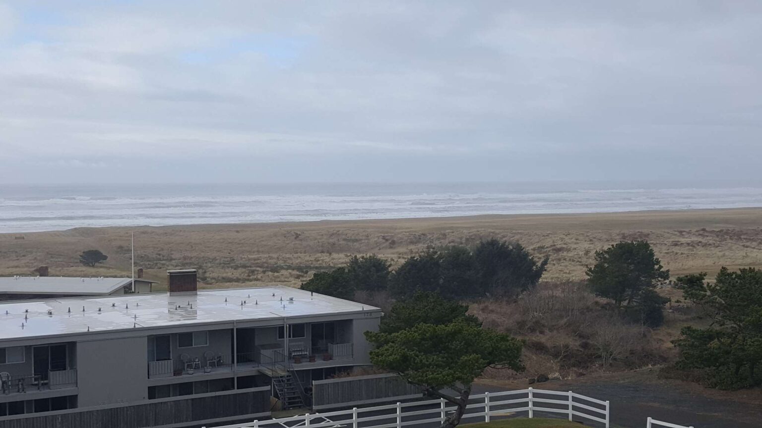 Stay at the Pacific Palisades by Gearhart by the Sea