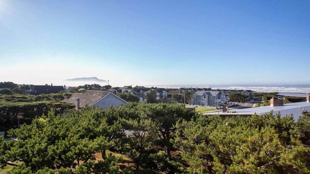 Seaside Pet Friendly Vacation Rentals in Gearhart Oregon