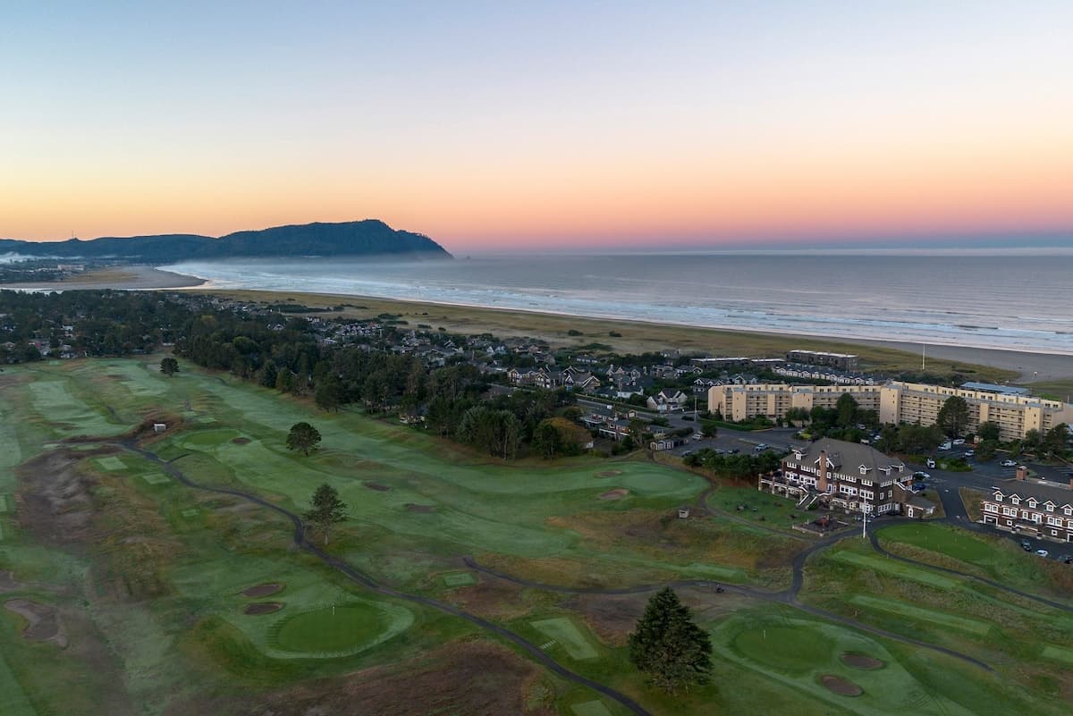 Aerial view of Gearhart Golf