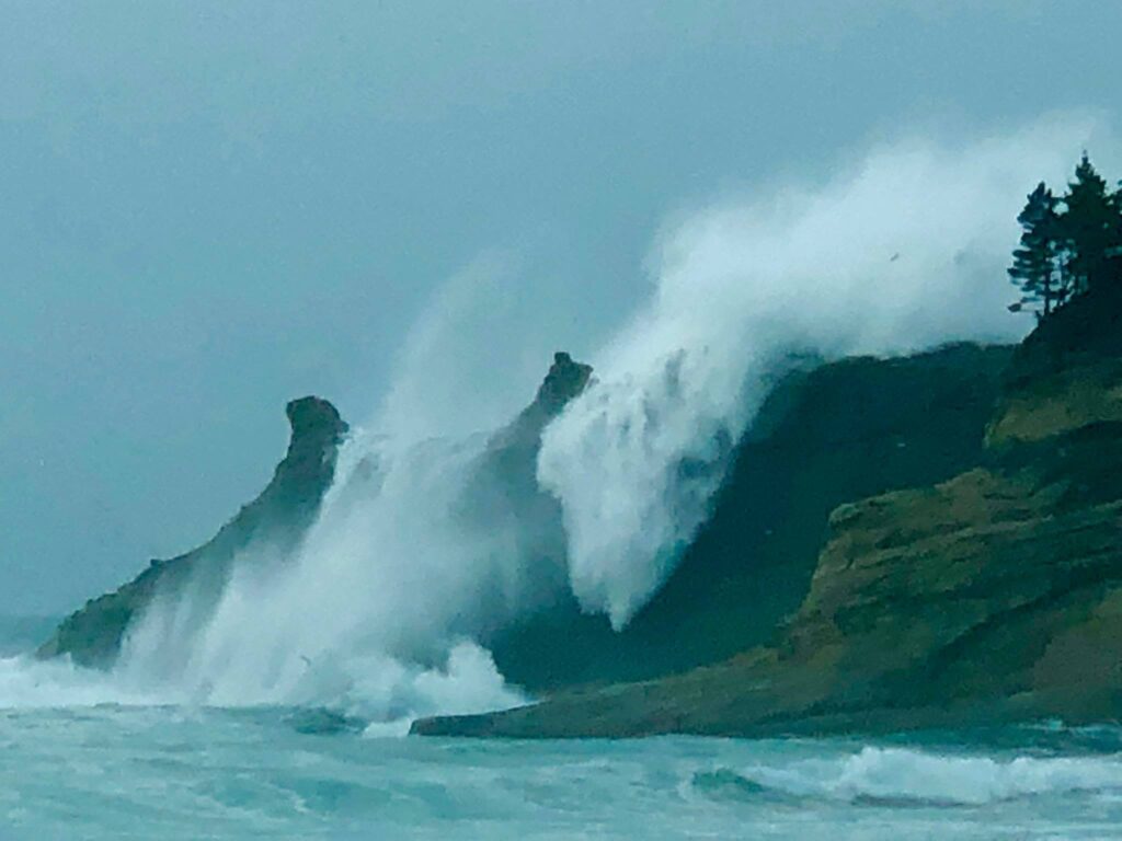 Oregon Coast Storm Watching