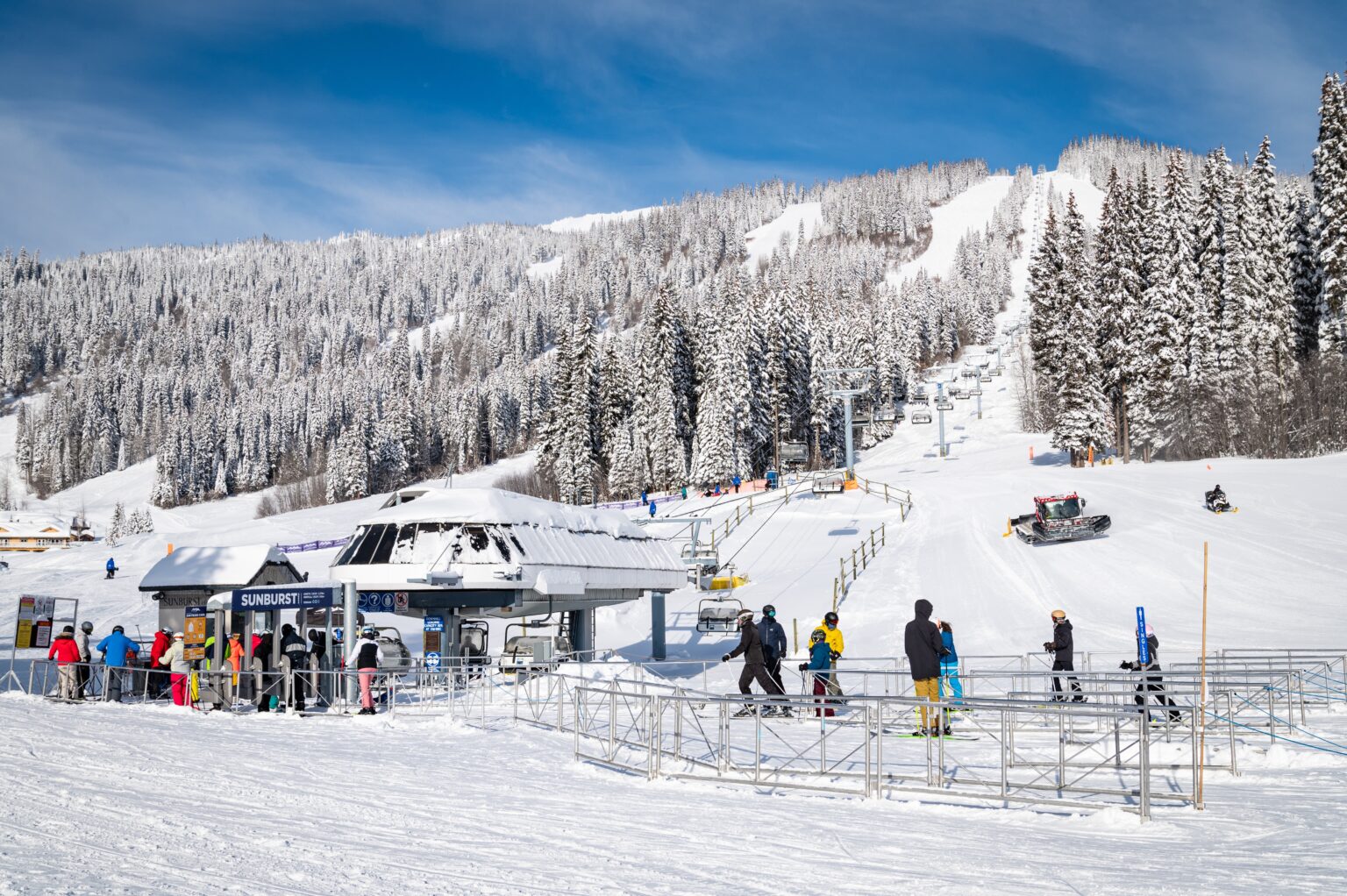 Best British Columbia Ski Resorts - EMR Vacation Rentals